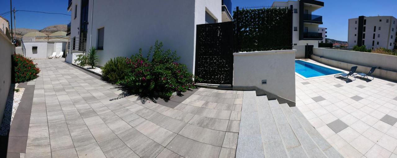 Ferienwohnung West Star Trogir Exterior foto
